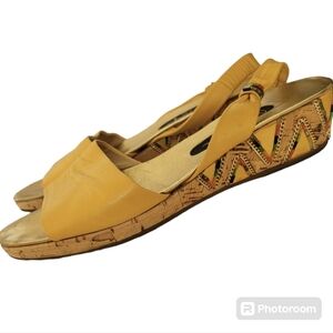 Mario Balogna Mustard Yellow Slingback Cork Beaded Sandals Size 9 Narrow